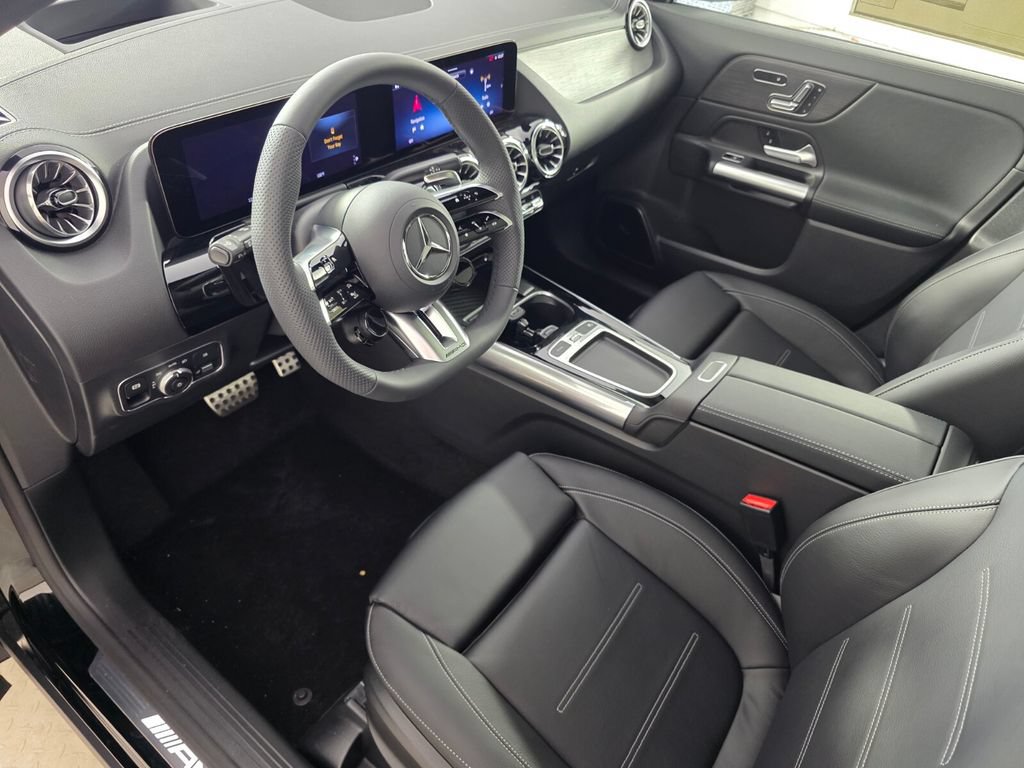 New 2026 Mercedes-Benz GLA 35 AMG 4MATIC image 7