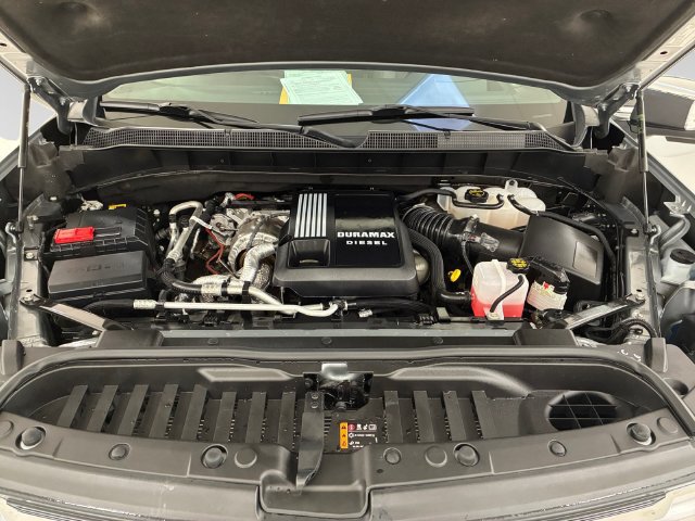 Used 2025 Chevrolet Silverado 1500 LTZ AWD/4WD image 11