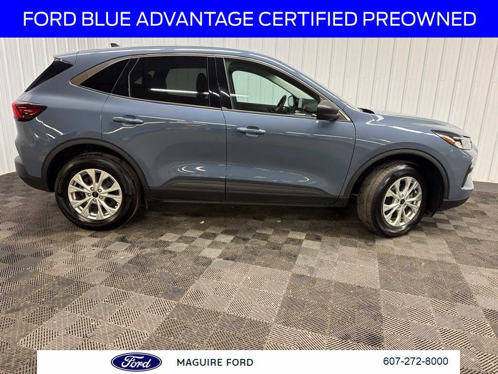 Certified 2024 Ford Escape Active AWD/4WD image 3