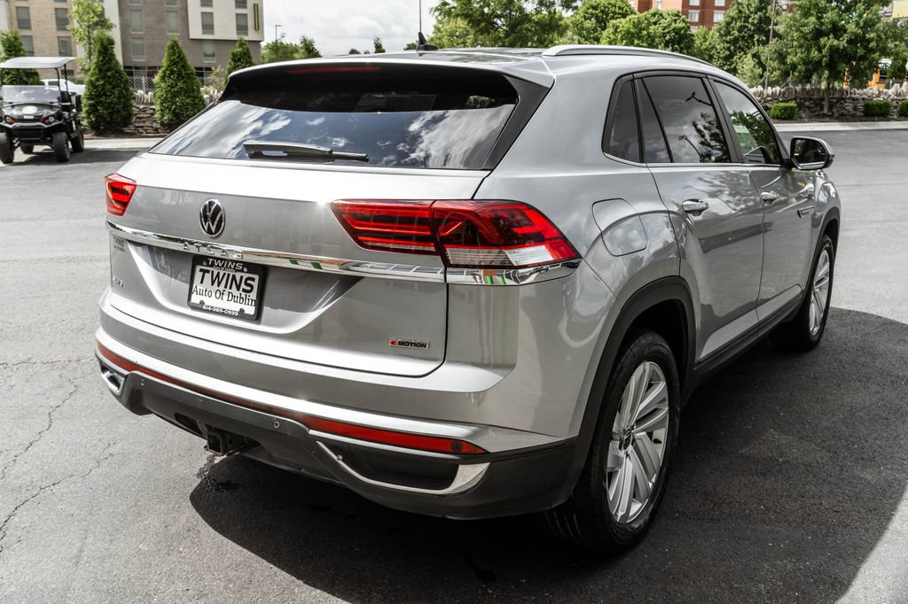 Used 2022 Volkswagen Atlas Cross Sport SE AWD/4WD image 36