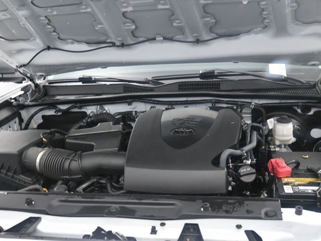 Used 2023 Toyota Tacoma SR5 AWD/4WD image 26