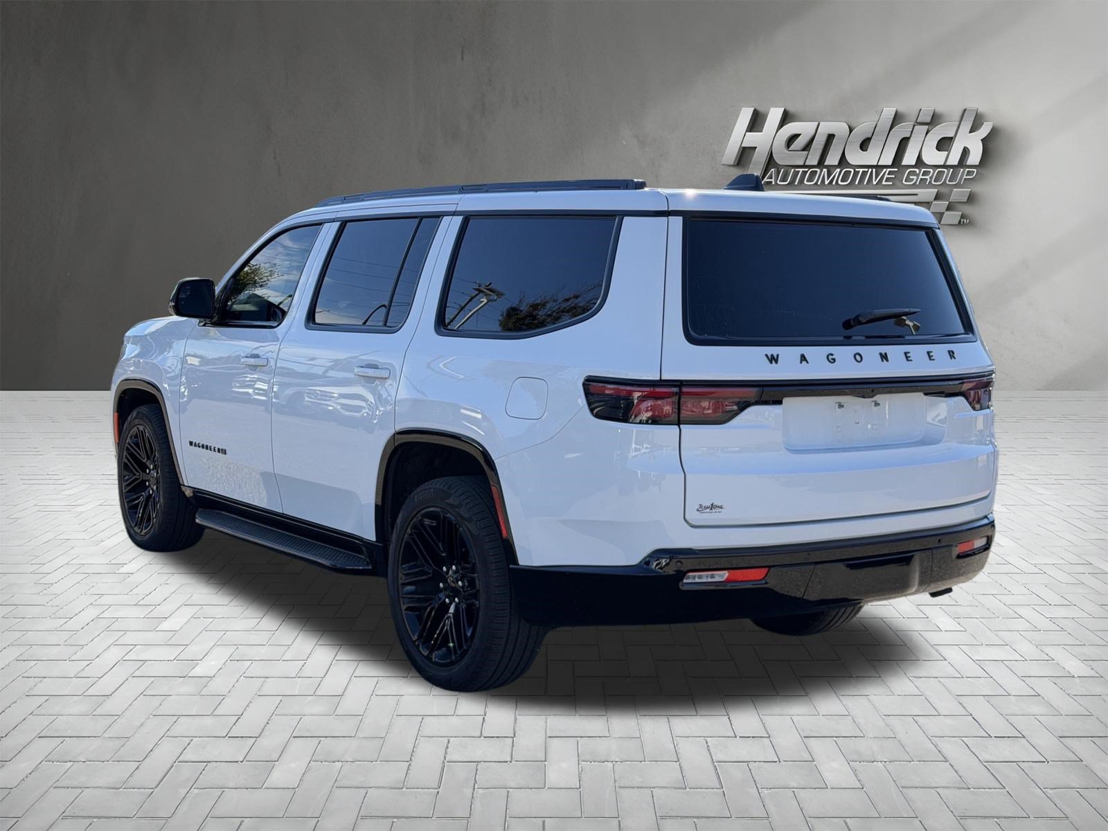 Used 2024 Jeep Wagoneer Series II AWD/4WD image 7