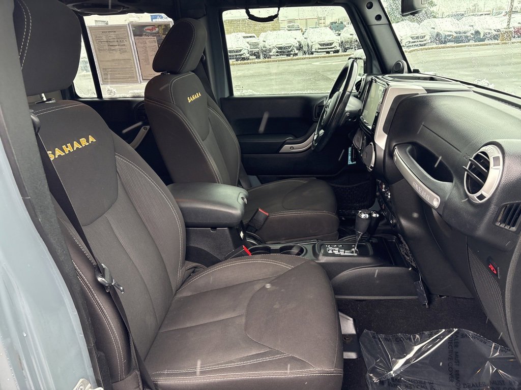 Used 2014 Jeep Wrangler Unlimited Sahara image 10