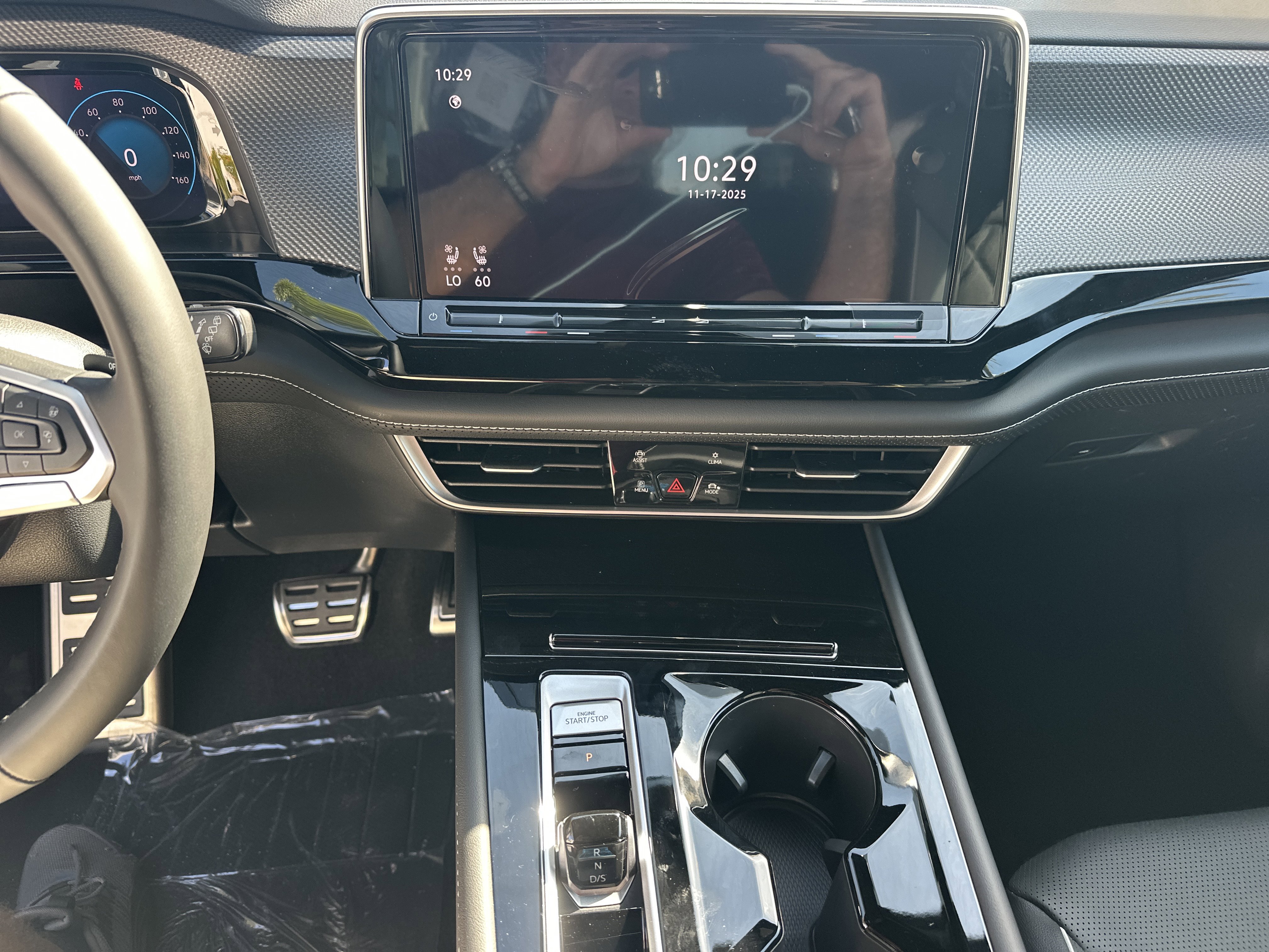 New 2026 Volkswagen Atlas Cross Sport SEL Premium R-Line image 20