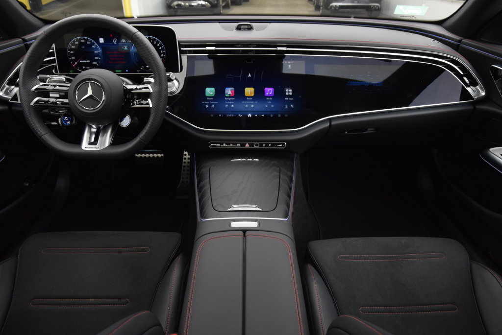 New 2026 Mercedes-Benz E 53 AMG e 4MATIC Sedan image 47