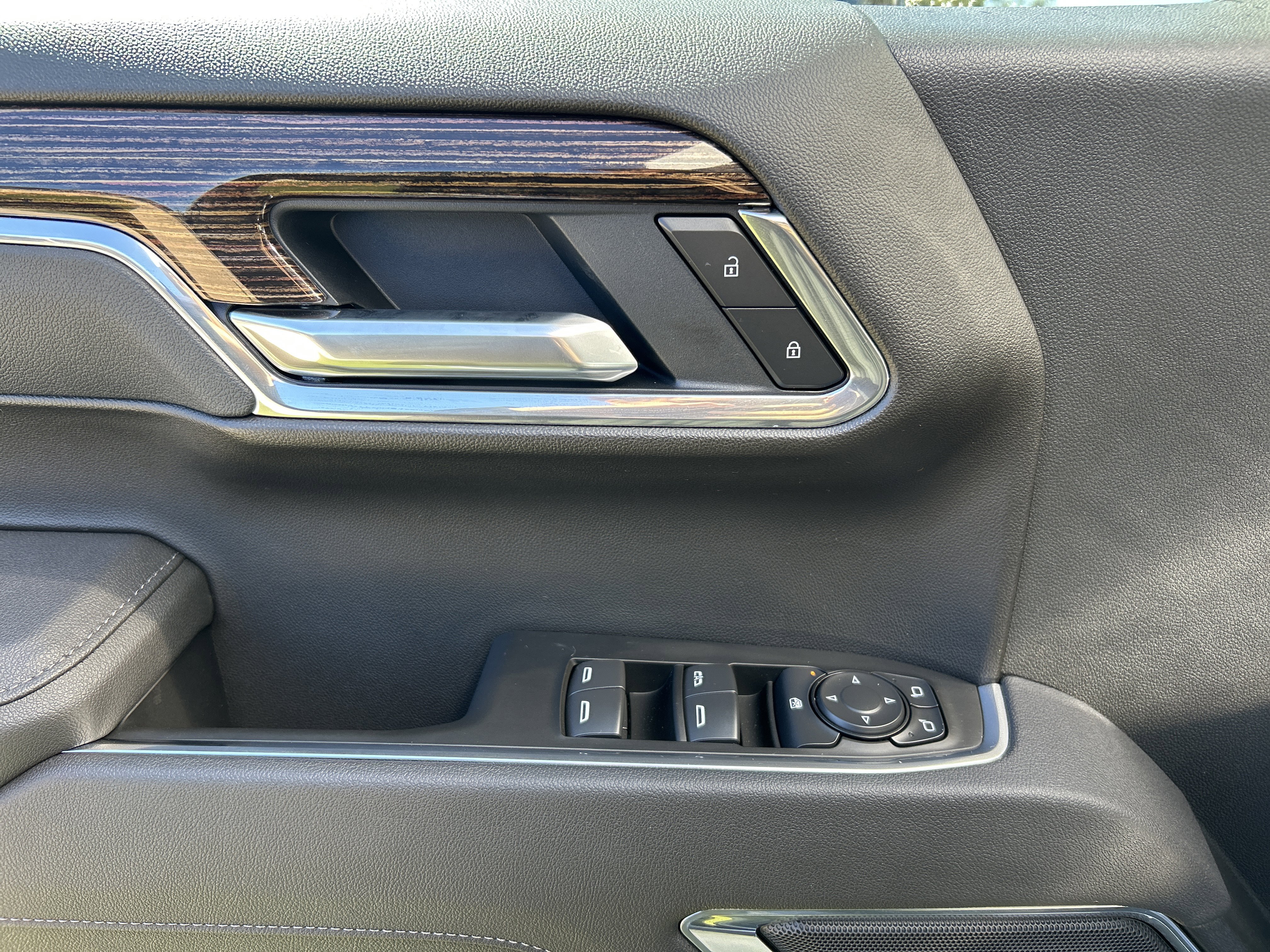 New 2026 GMC Sierra 1500 Elevation w/ Elevation Premium Package image 10