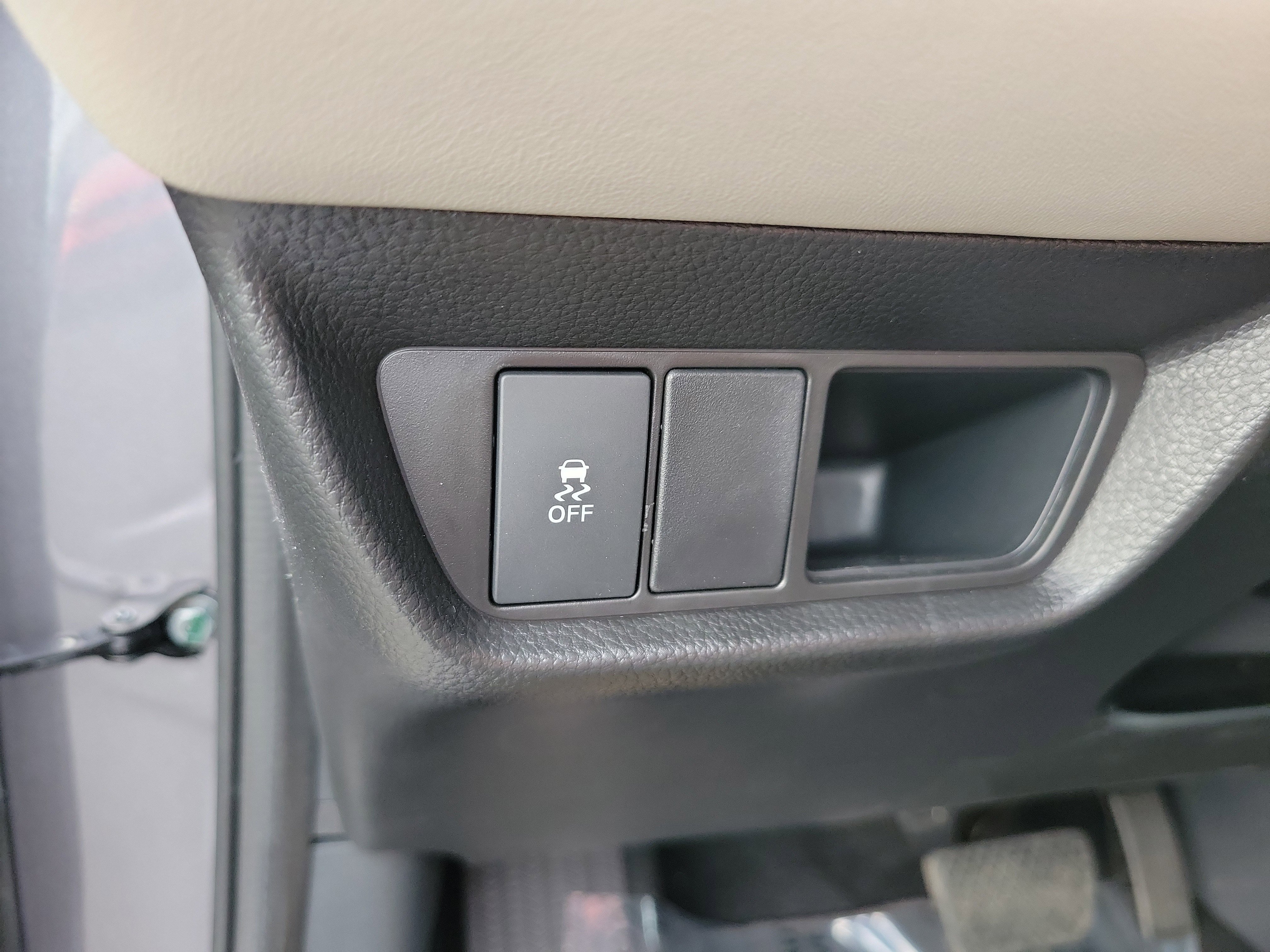 New 2026 Honda HR-V LX image 31