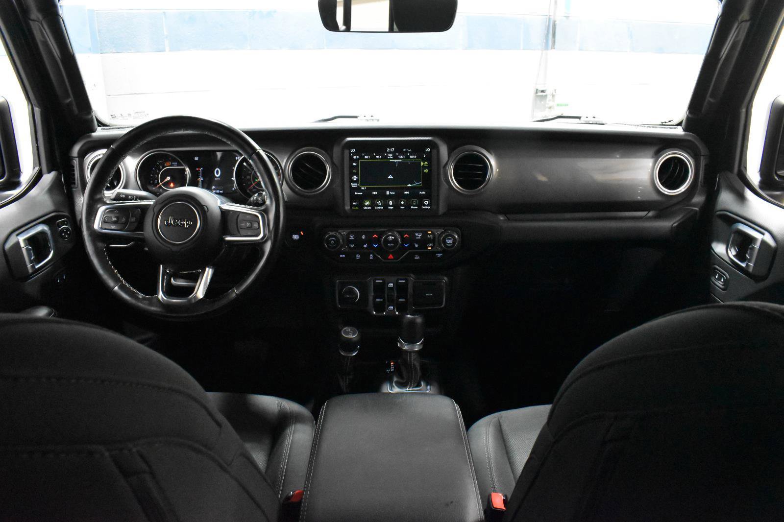Used 2023 Jeep Wrangler Unlimited Sahara w/ LED Lighting Group AWD/4WD image 5