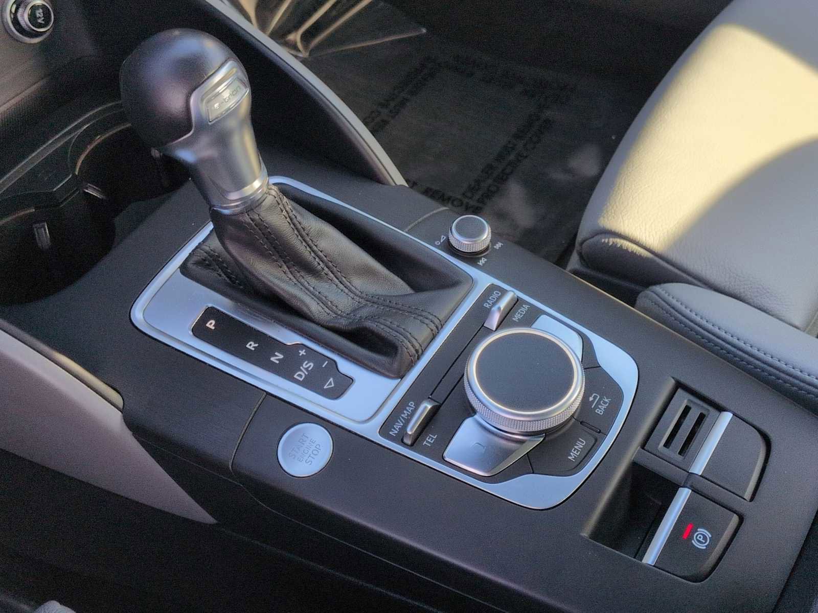 Used 2017 Audi A3 e-tron Premium Plus w/ Technology Package image 35