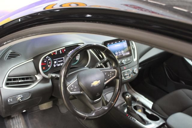 Used 2019 Chevrolet Malibu RS FWD image 14