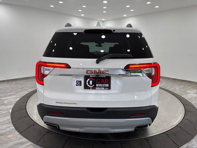 Used 2023 GMC Acadia SLE w/ Driver Convenience Package image 6