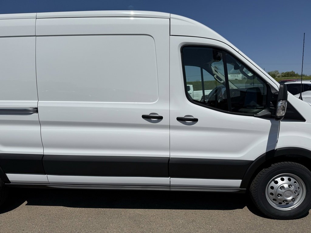 New 2025 Ford Transit 250 148 Medium Roof Extended AWD w/ Exterior Upgrade Package image 23