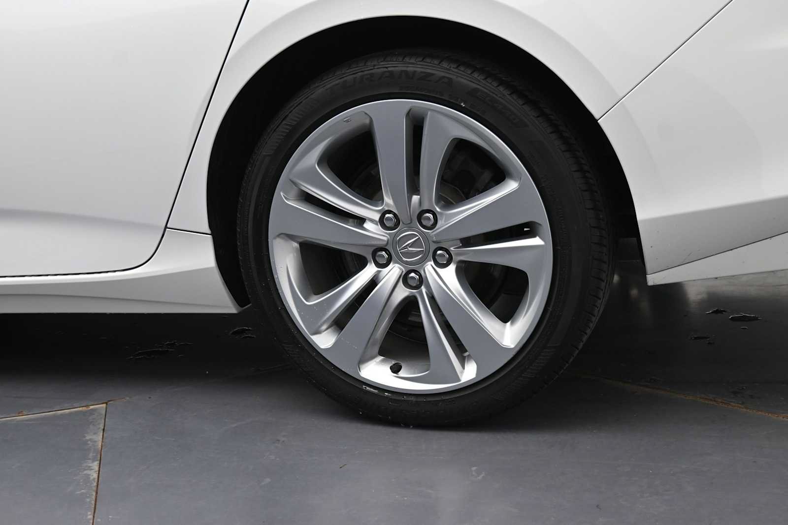 Used 2023 Acura TLX w/ Technology Package FWD image 5