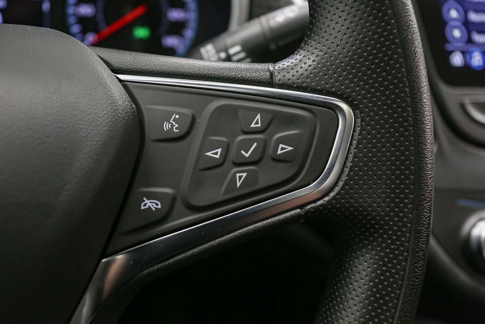 Used 2024 Chevrolet Malibu LT FWD image 35