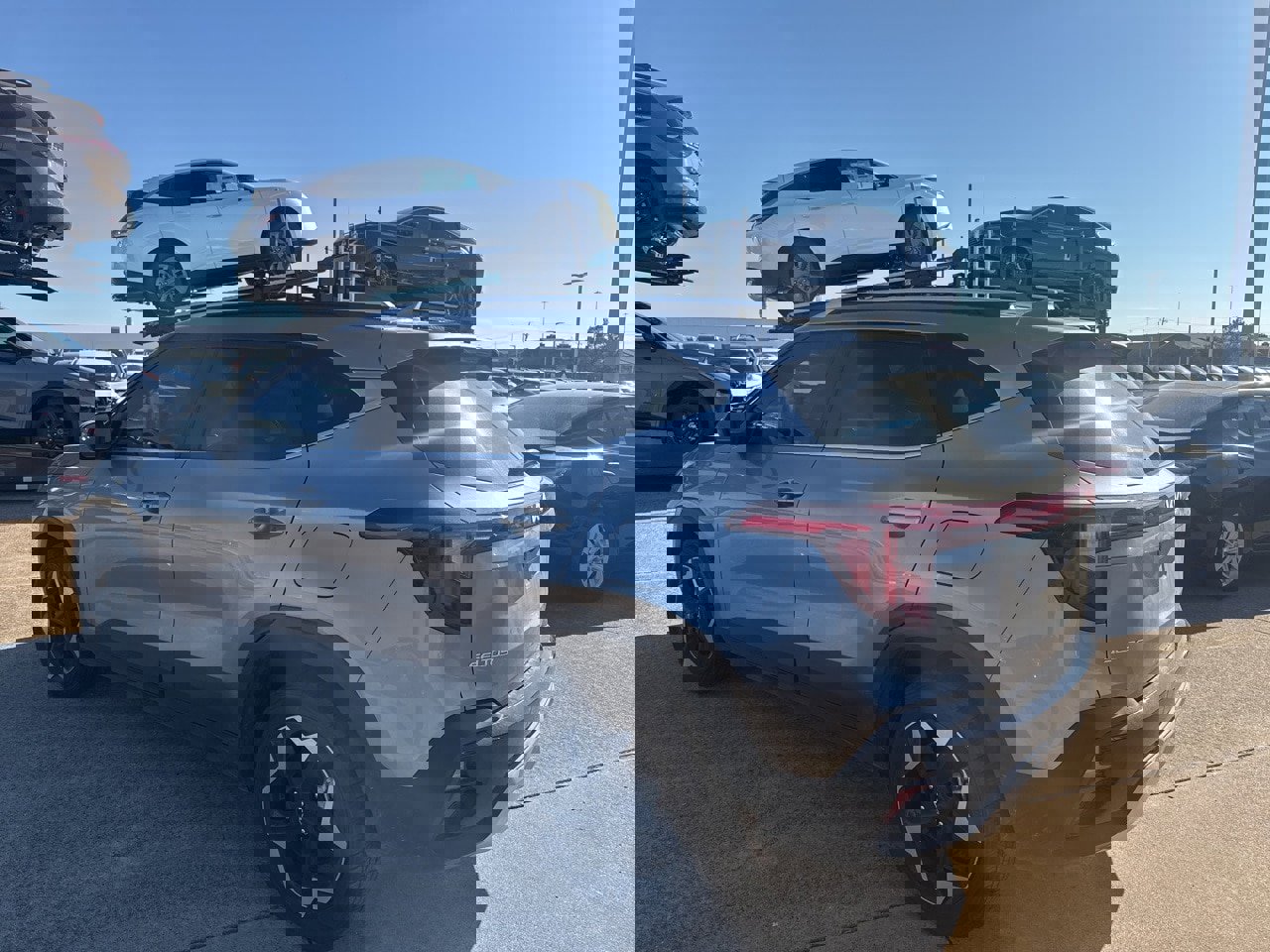 Used 2024 Kia Seltos EX image 5