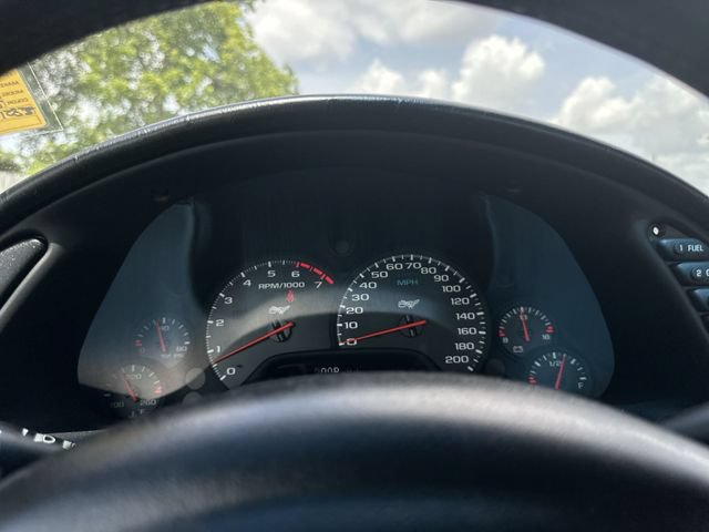 Used 2003 Chevrolet Corvette Coupe RWD image 16