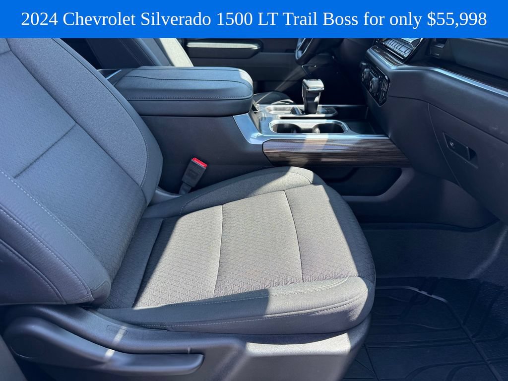Used 2024 Chevrolet Silverado 1500 LT Trail Boss AWD/4WD image 9