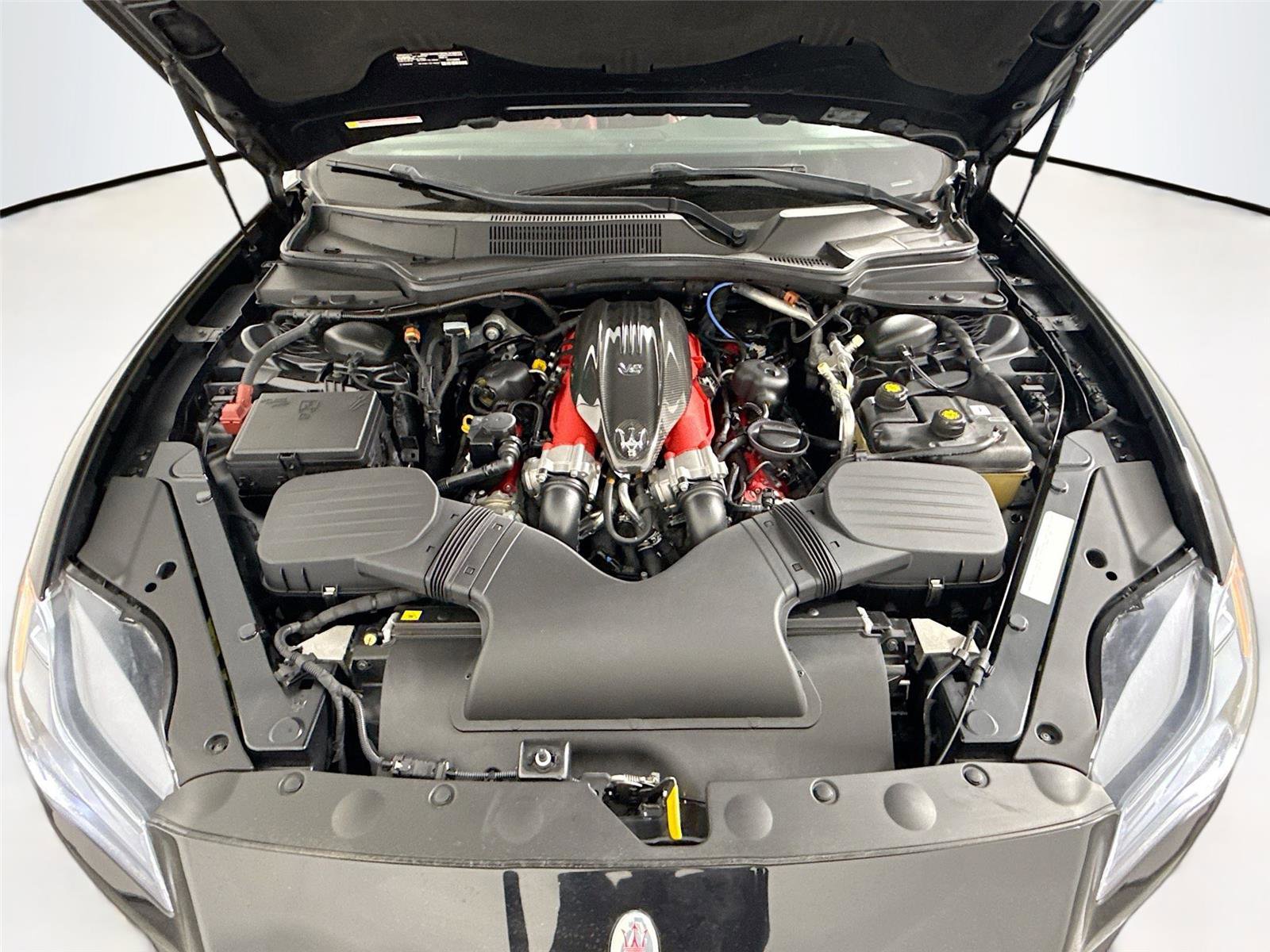 Used 2021 Maserati Quattroporte Trofeo image 26