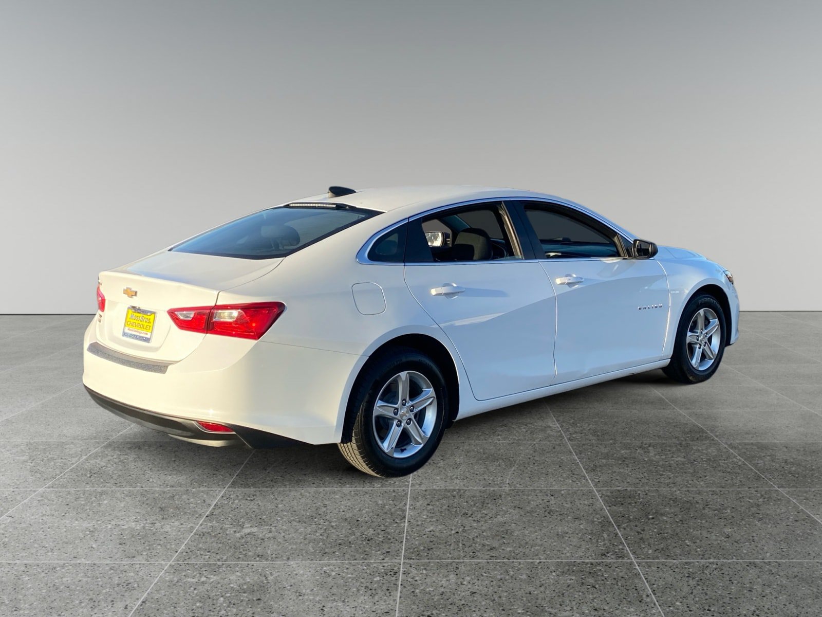 Used 2024 Chevrolet Malibu LS FWD image 5