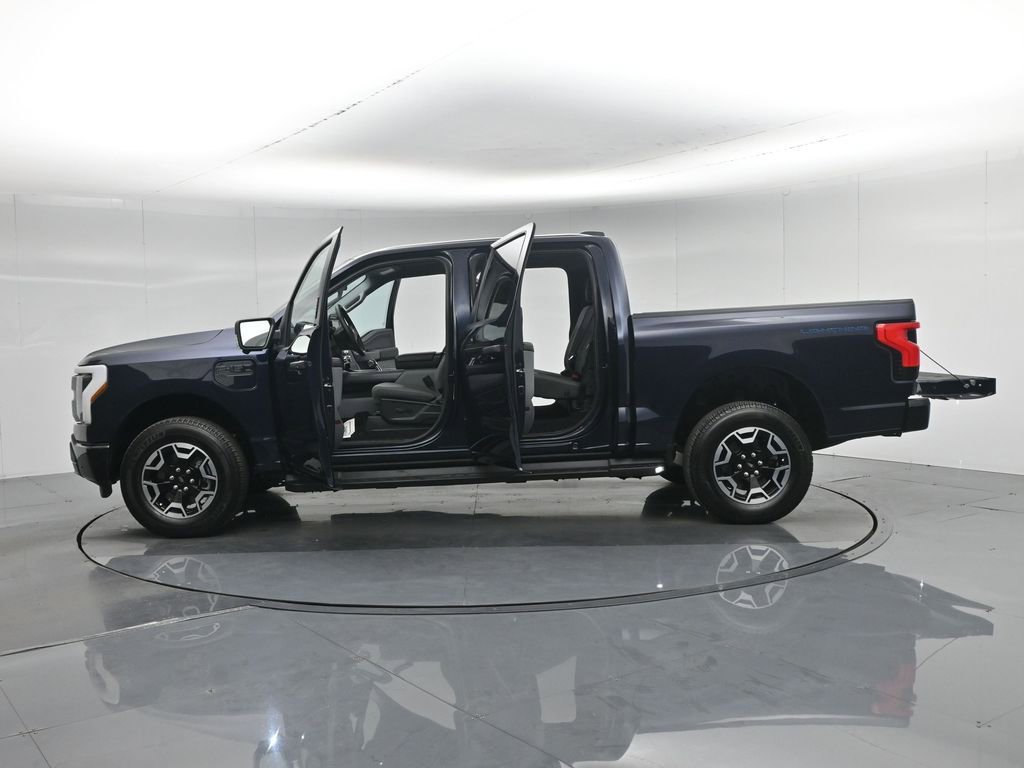 Used 2023 Ford F150 Lightning XLT image 42