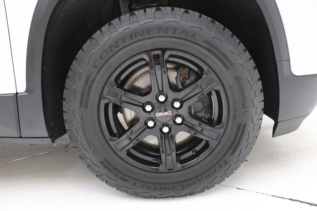Used 2023 GMC Acadia AT4 w/ Technology Package AWD/4WD image 9