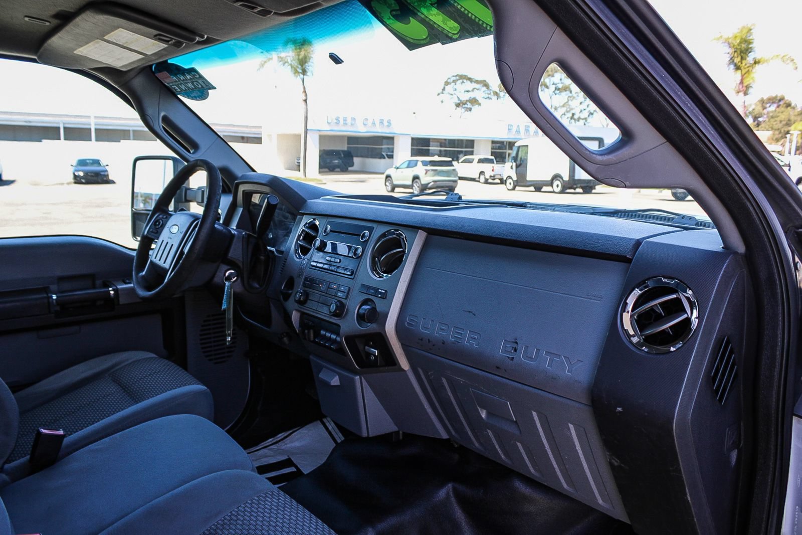Used 2015 Ford F550 2WD Regular Cab Super Duty image 12
