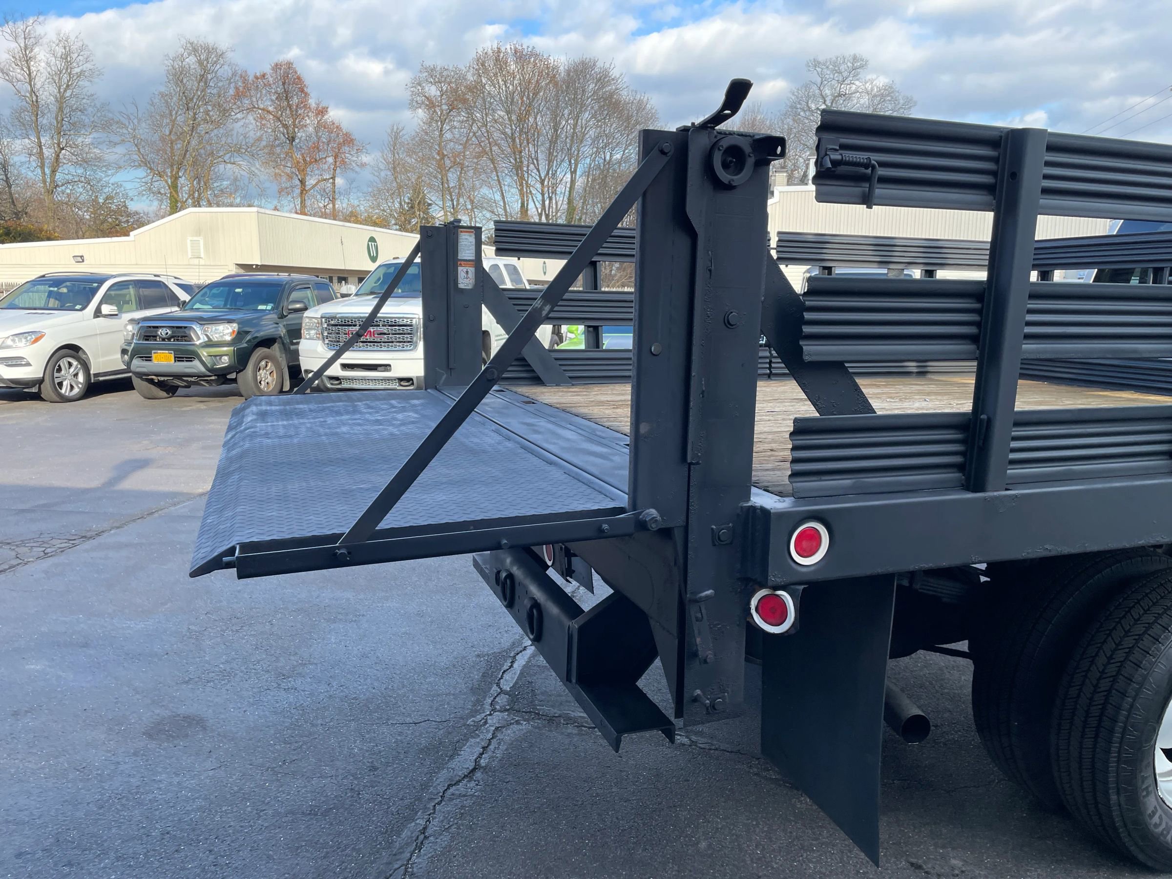 Used 2014 RAM 3500 Tradesman image 25