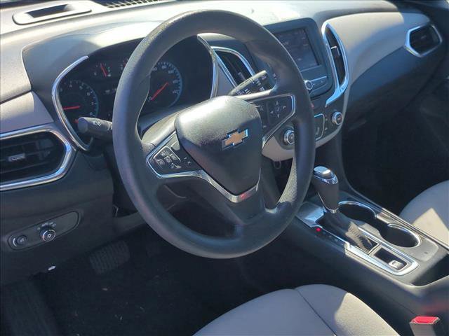 Used 2020 Chevrolet Equinox LS w/ LS Convenience Package image 9