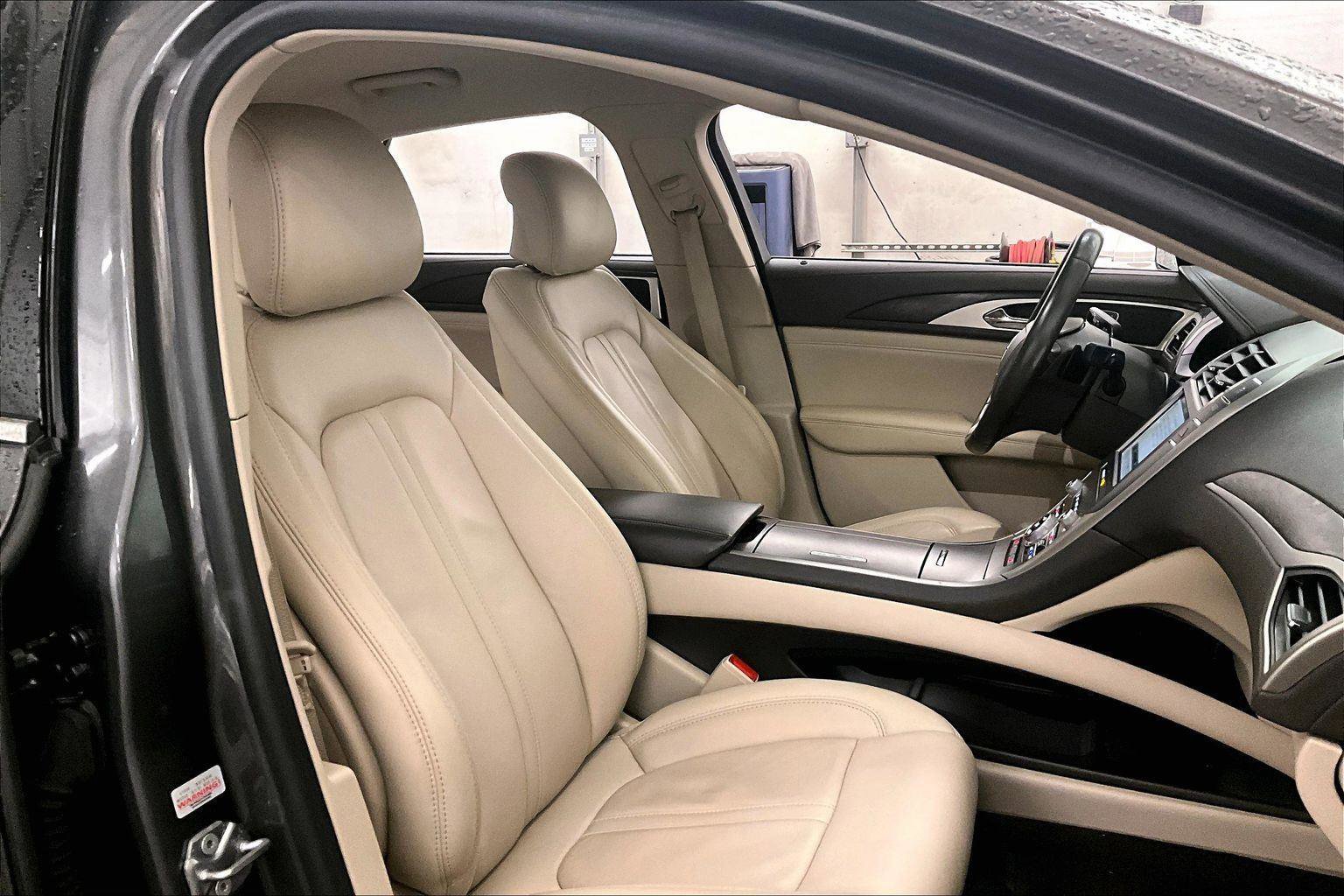 Used 2019 Lincoln MKZ Reserve image 7