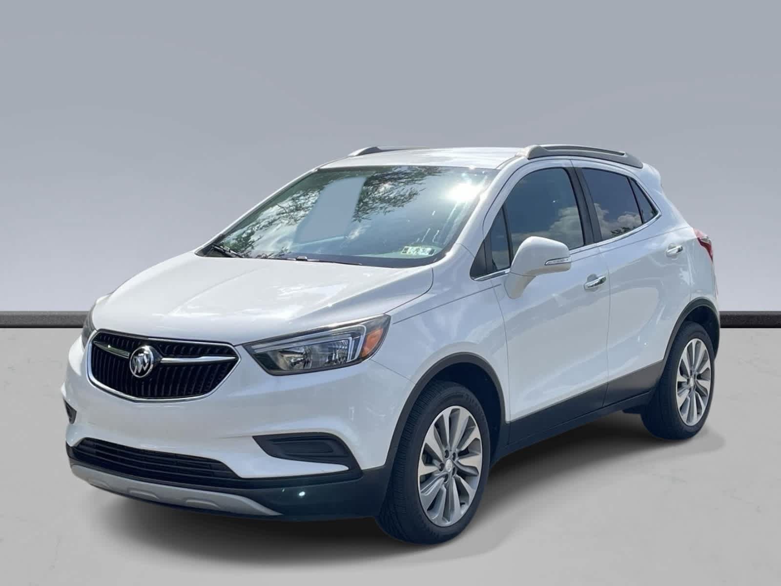 Used 2018 Buick Encore Preferred AWD/4WD image 1