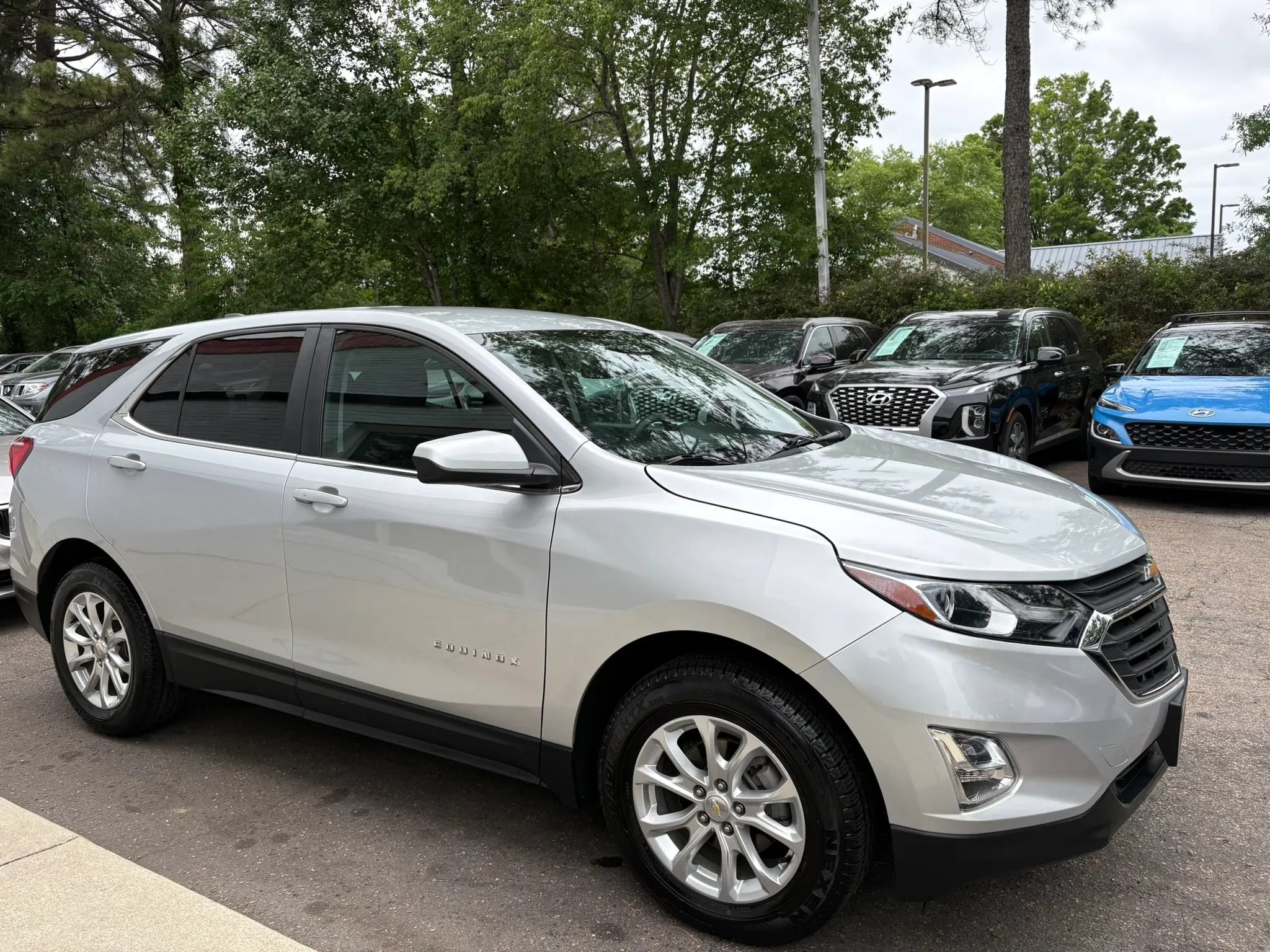 Used 2021 Chevrolet Equinox LT AWD/4WD image 4