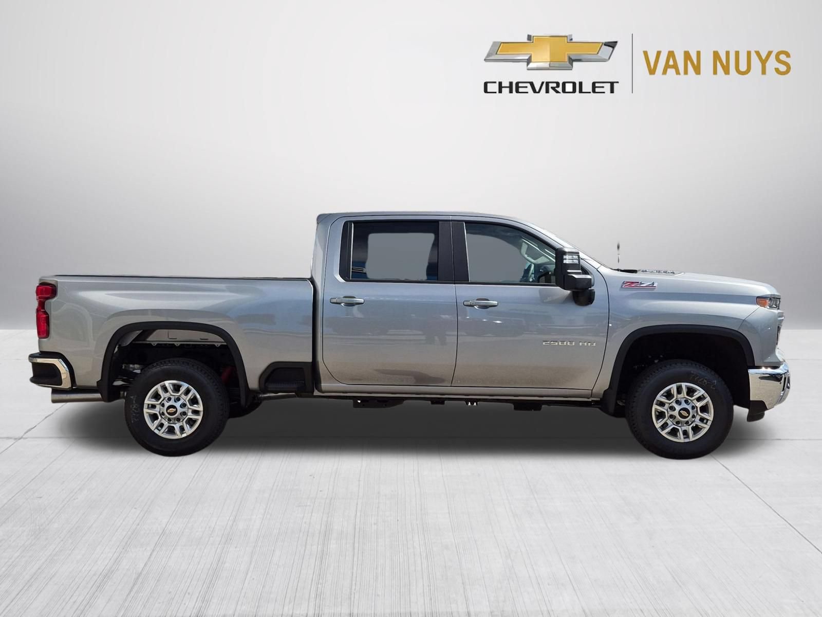 New 2026 Chevrolet Silverado 2500 LT w/ Safety Package AWD/4WD image 3