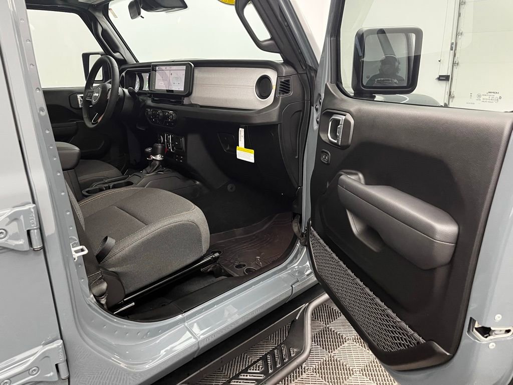 Used 2025 Jeep Wrangler Unlimited Sport S 4xe w/ LED Headlamp & Fog Lamp Group AWD/4WD image 33