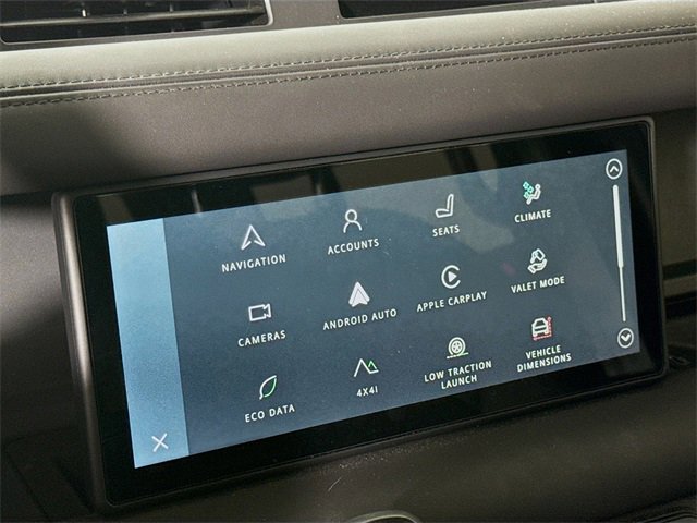 Certified 2023 Land Rover Defender 110 X-Dynamic SE image 15