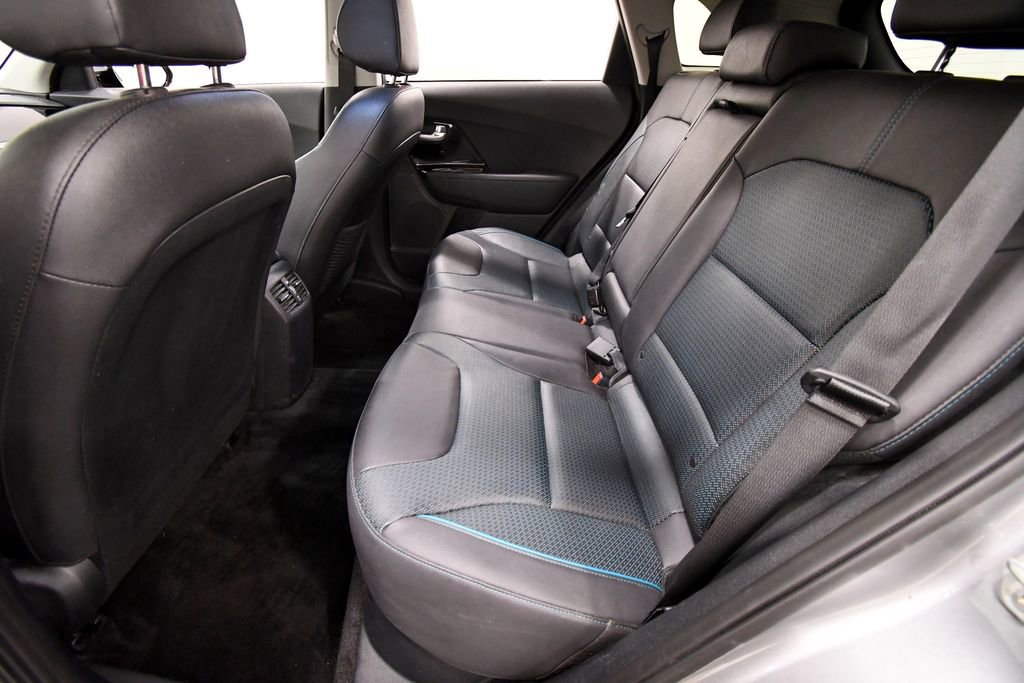 Used 2022 Kia Niro EX Premium w/ Cold Weather Package image 15