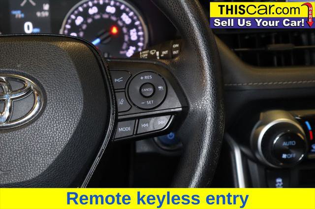 Used 2021 Toyota RAV4 XLE w/ Convenience Package image 14