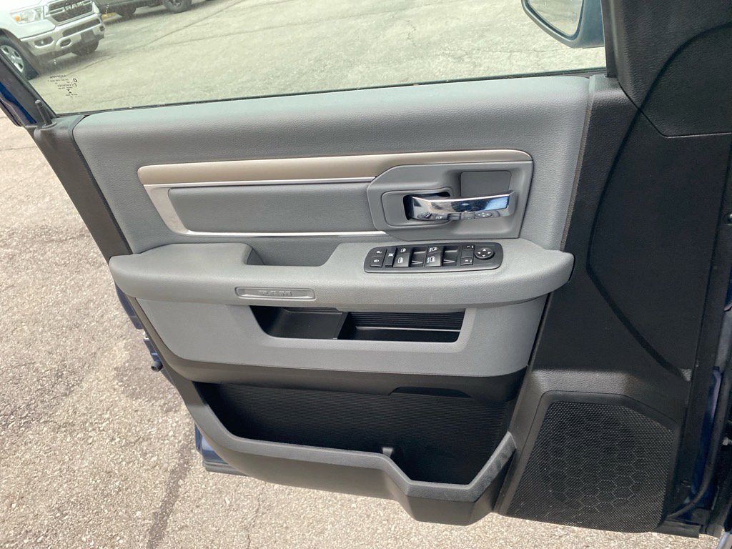 Used 2020 RAM 1500 Classic Warlock w/ Electronics Group image 19