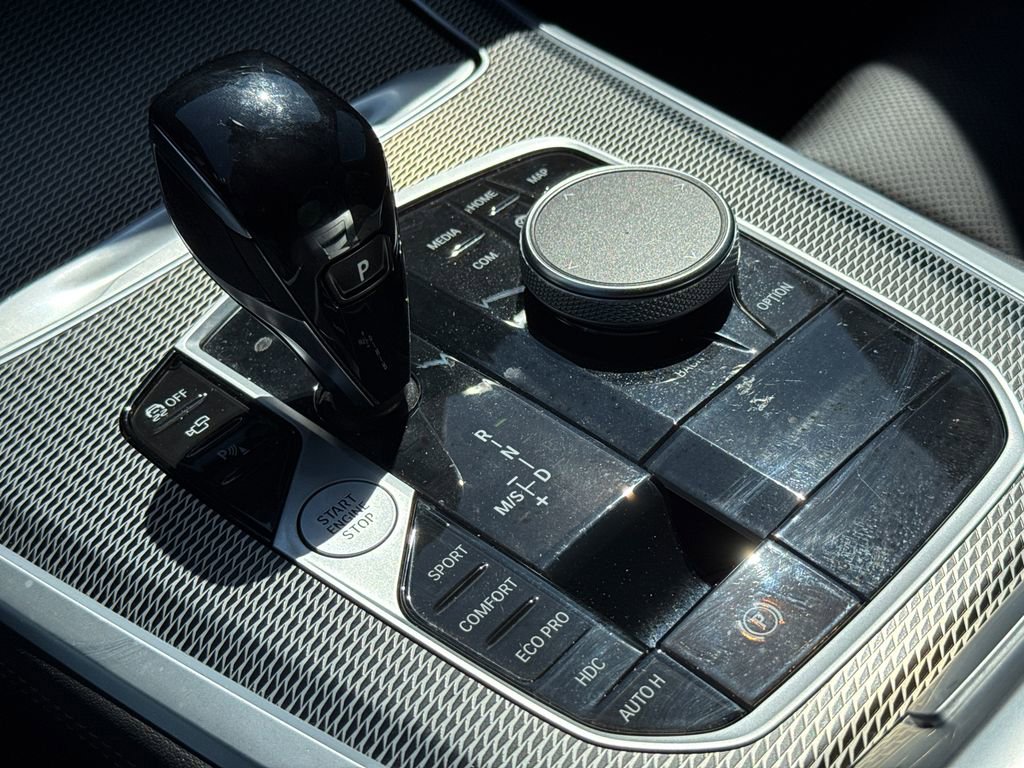 Used 2023 BMW X5 xDrive40i w/ M Sport Package image 28