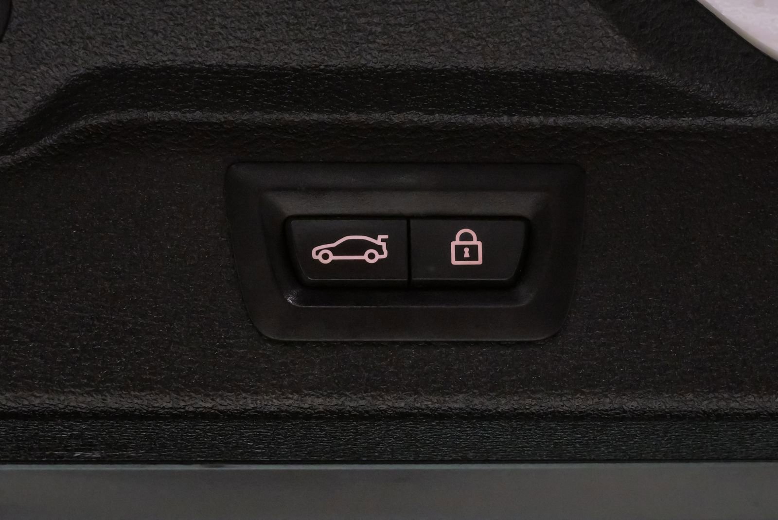 Used 2018 BMW X5 sDrive35i w/ M Sport Package image 31