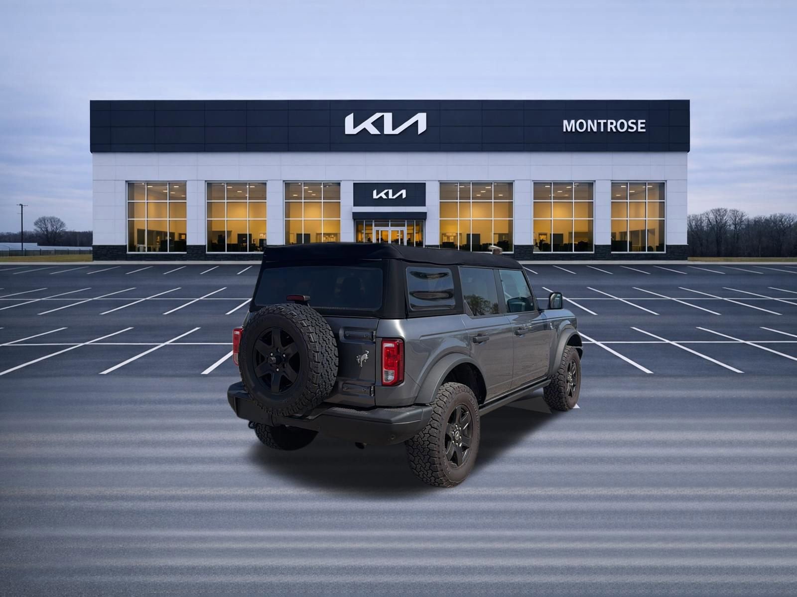 Used 2023 Ford Bronco Black Diamond AWD/4WD image 4