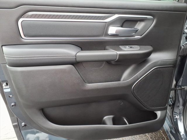 New 2026 RAM 1500 4x4 Crew Cab image 11
