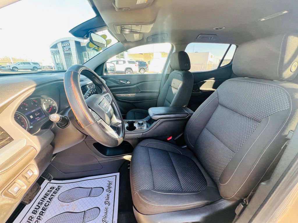 Used 2023 GMC Acadia SLE w/ Driver Convenience Package image 18