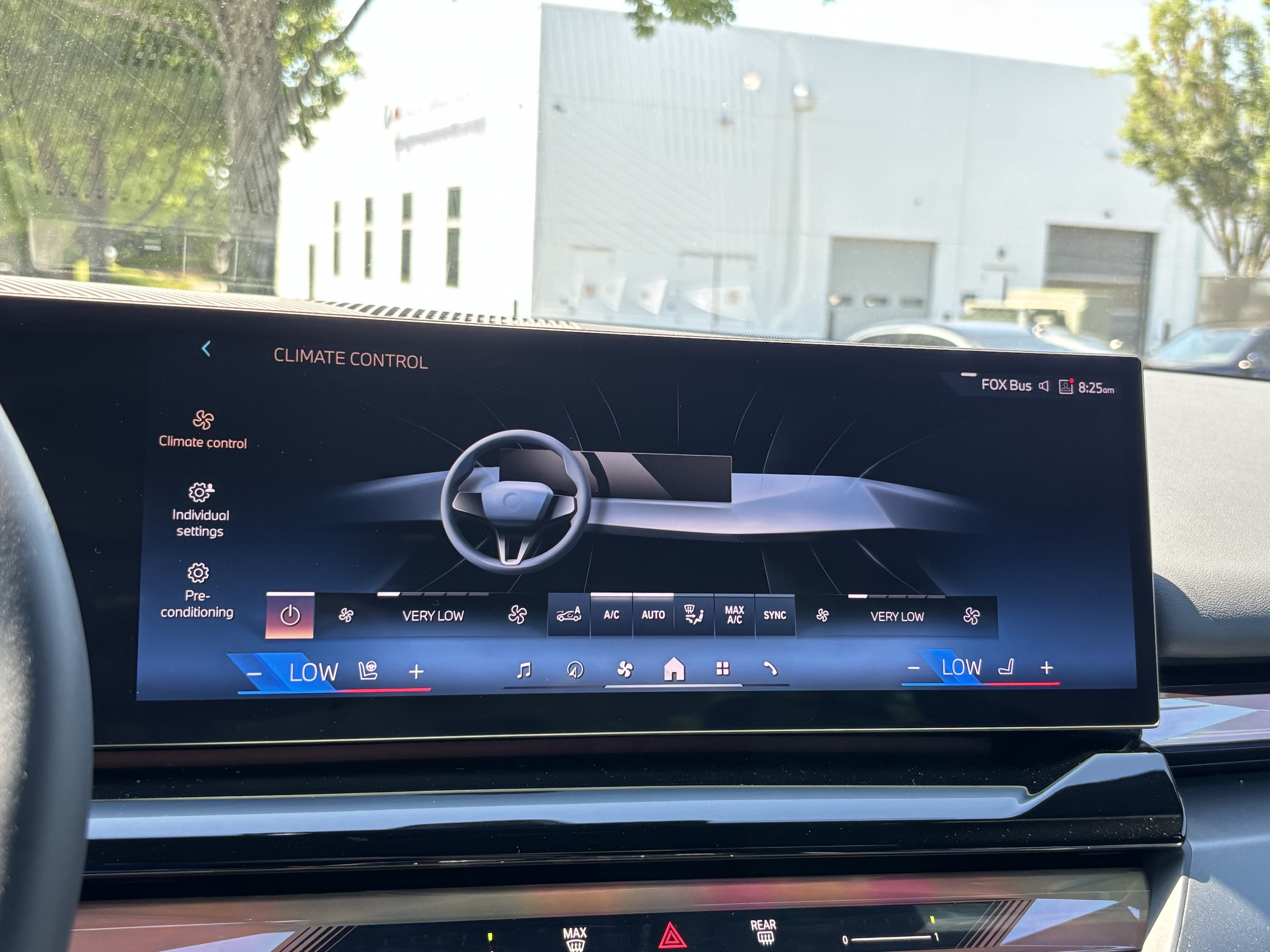 Certified 2024 BMW i5 eDrive40i w/ Convenience Package RWD image 29