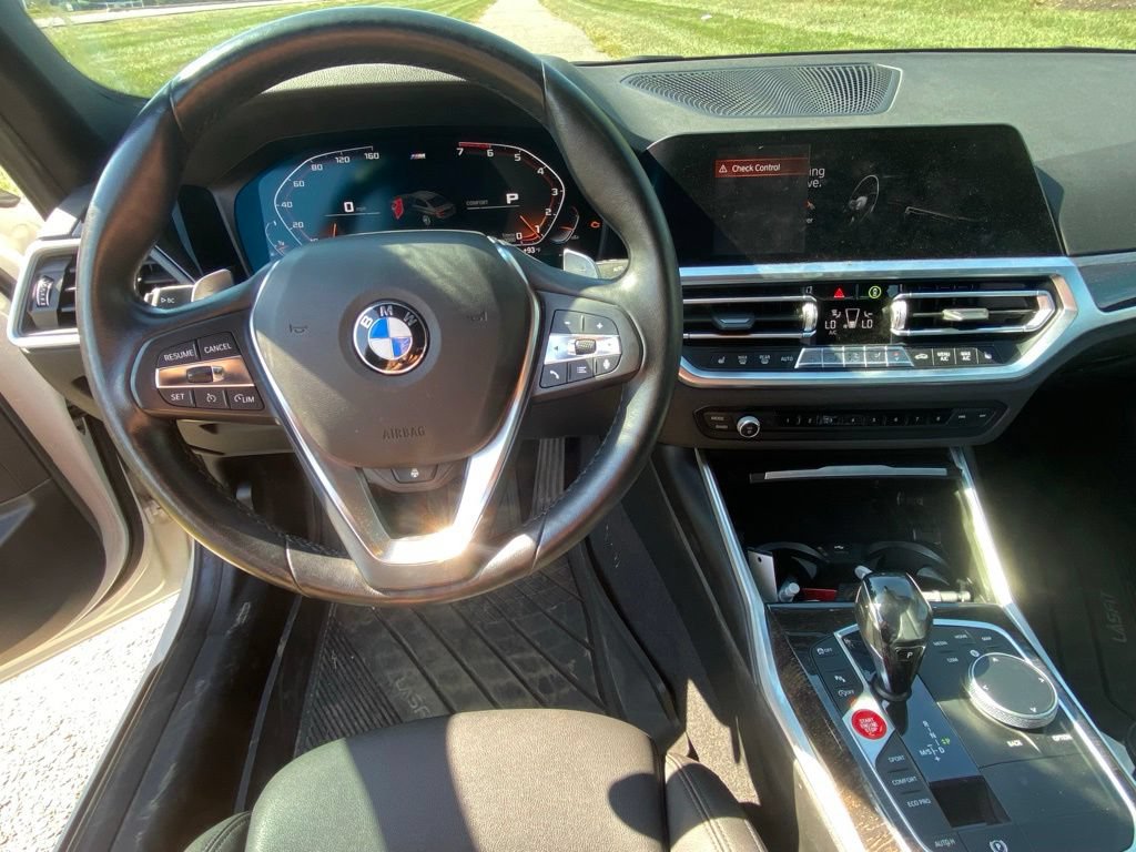 Used 2021 BMW 330i xDrive Sedan w/ Premium Package AWD/4WD image 10