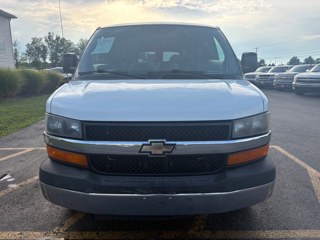Used 2014 Chevrolet Express 3500 LT w/ LT Preferred Equipment Group RWD image 3