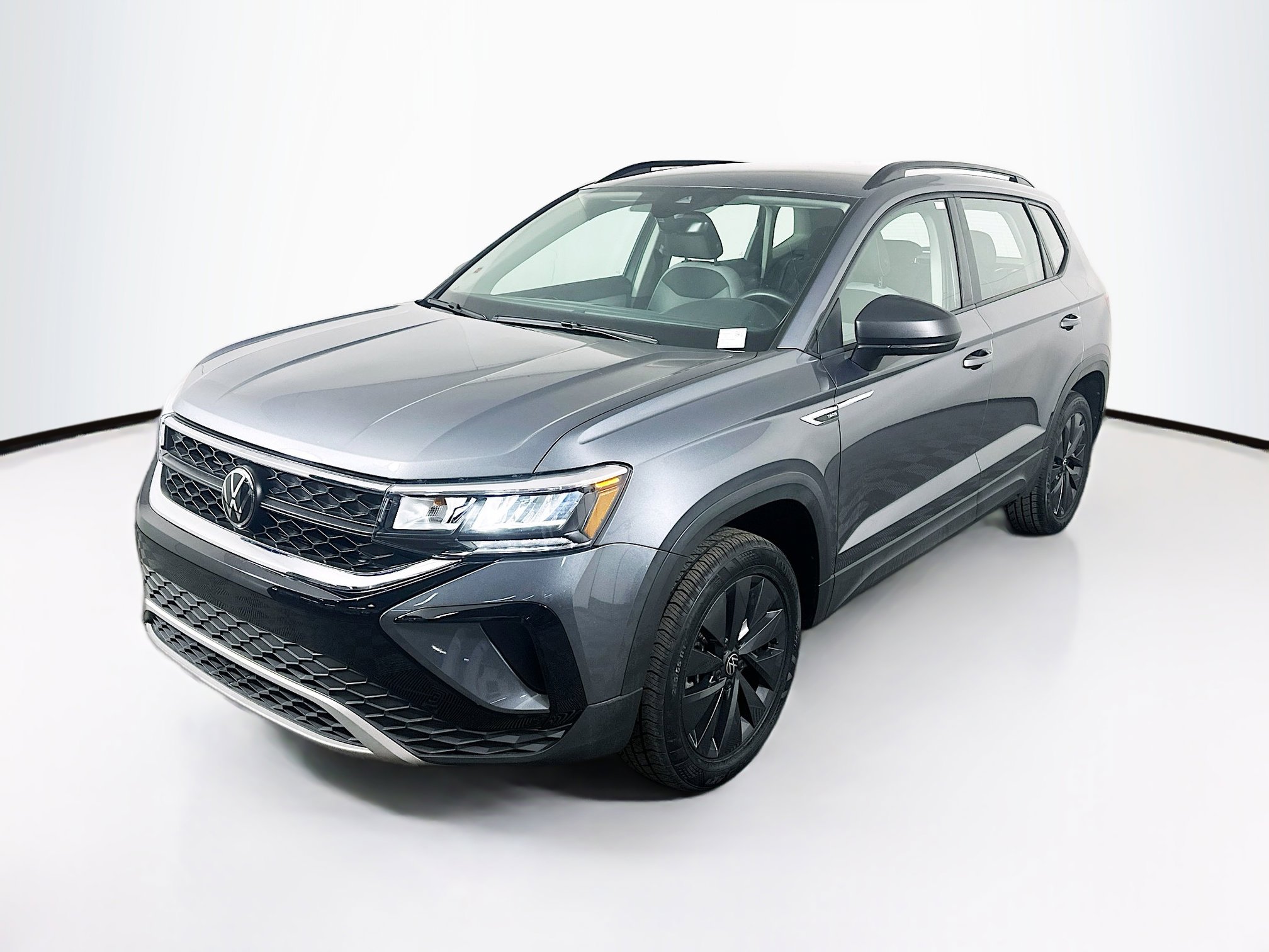 Used 2024 Volkswagen Taos S image 3