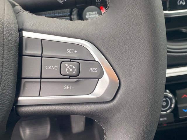 New 2026 Jeep Compass Latitude image 17