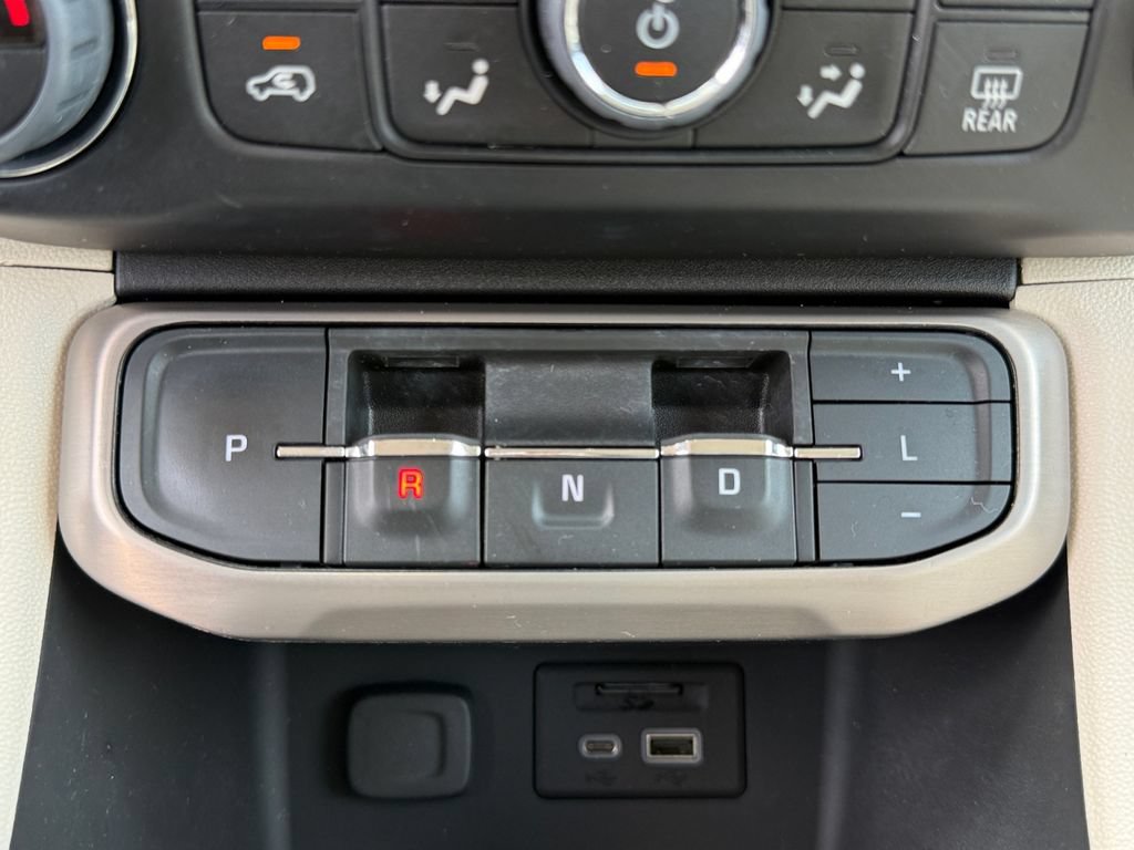 Used 2023 GMC Acadia Denali AWD/4WD image 32