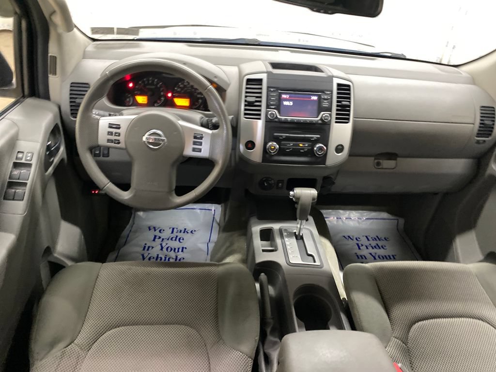 Used 2015 Nissan Frontier SV AWD/4WD image 15