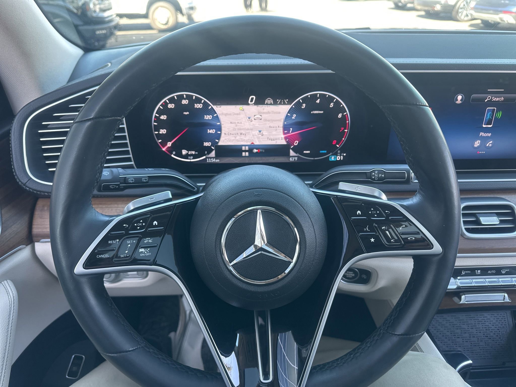 Used 2024 Mercedes-Benz GLS 450 4MATIC image 27